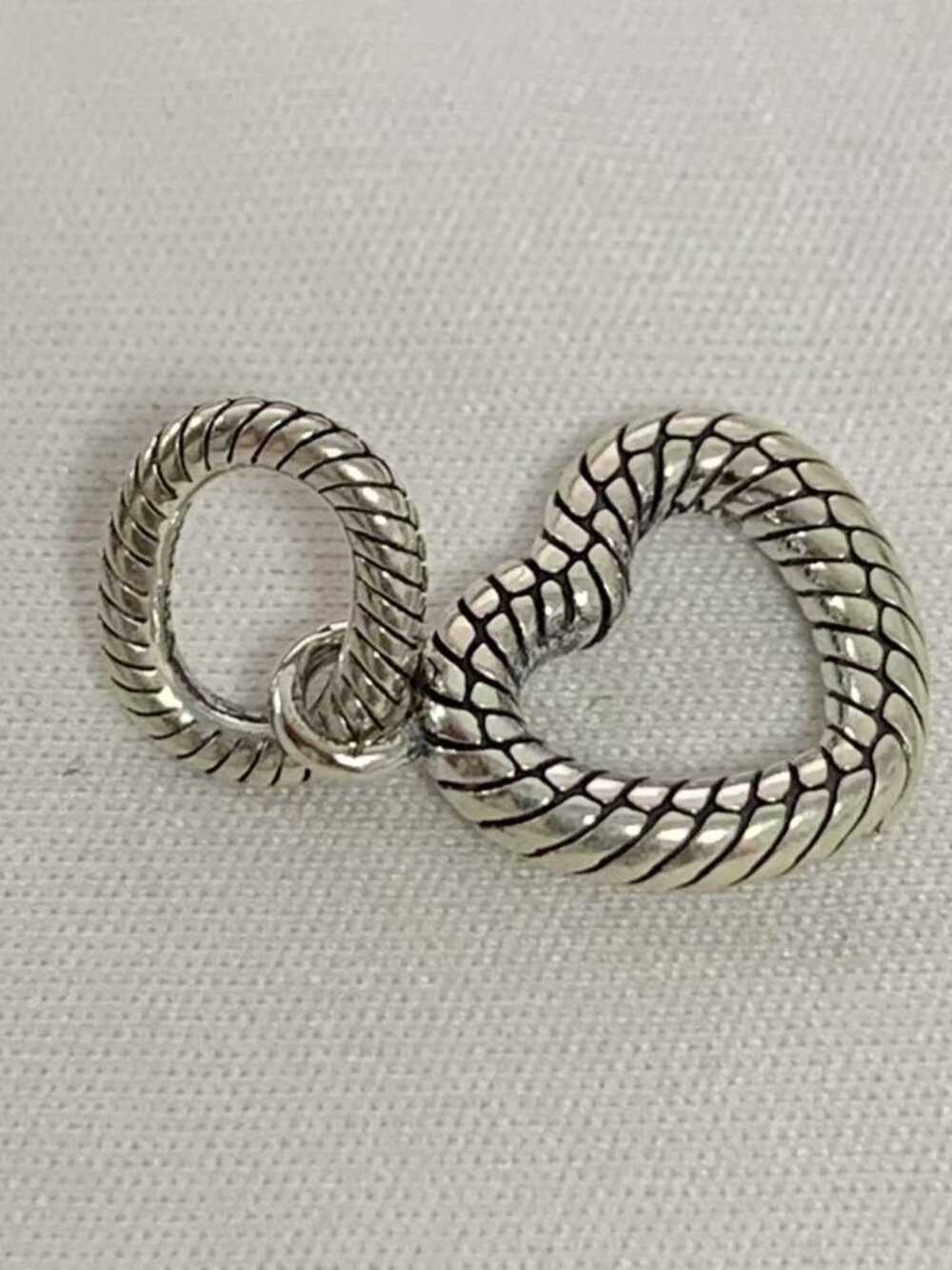 Pandora Snake Chain Pattern Open Heart Pendant, S925 Silver Jewelry - Picture 3 of 4